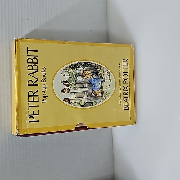 Vintage Peter Rabbit pop up book set - Picture 1 of 5